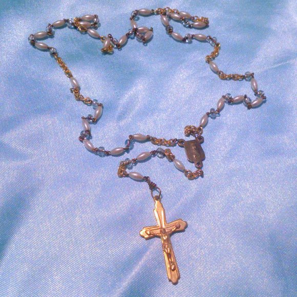 Vtg Faux Pearl Beaded Catholic Christian Rosary - Picture 3 of 4